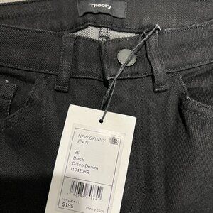NWT Theory Skinny Black Jeans